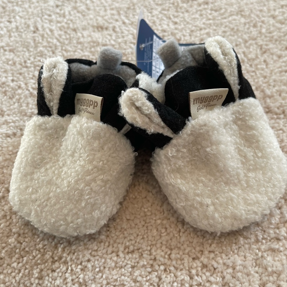 Sherpa baby booties